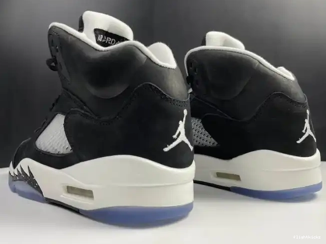 AIR JORDAN 5 CT4838-011 OREO 0619